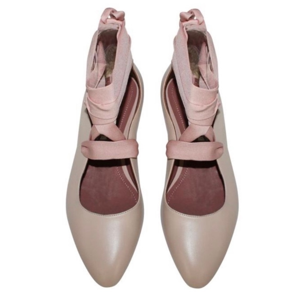Bally Cream and Pink Flats Timeless Elegance - Picture 6 of 7